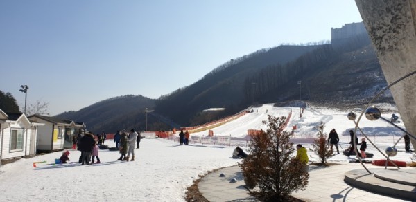 오투리조트 썰매장.jpg