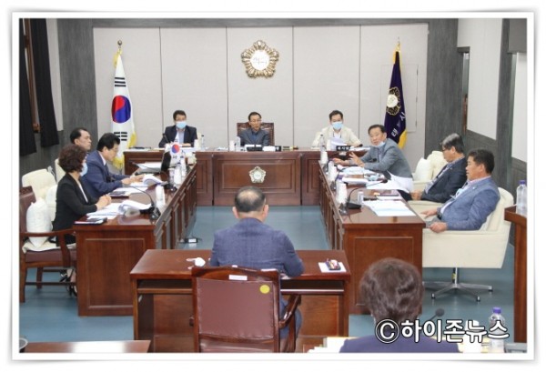 batch_[크기변환]2020.8.19.태백시의회 의원간담회.JPG