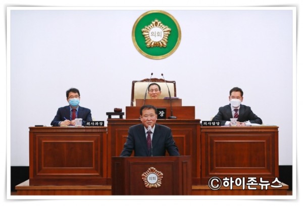 batch_[크기변환]2020.10.29.제250회 태백시의회 임시회 본회의 (1).JPG