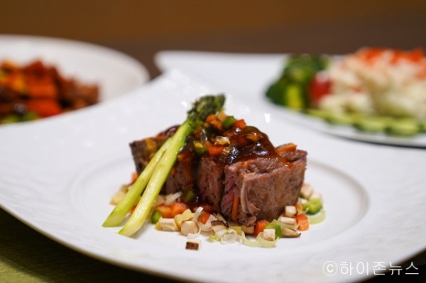 batch_[크기변환]요리 특선-육연육(맨앞).JPG