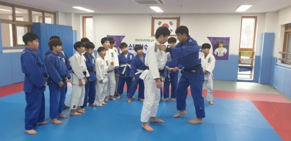 batch_[크기변환]High1스포츠팀 곽동한선수 재능기부 3.jpg