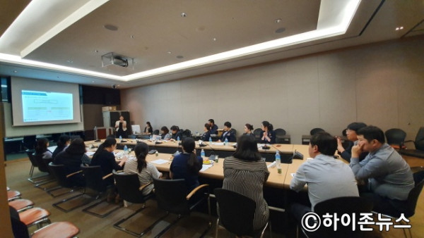 batch_[크기변환]지난 7월 11일, 근로복지공단 부모교육프로그램을 운영하고 있는 강원랜드.jpg