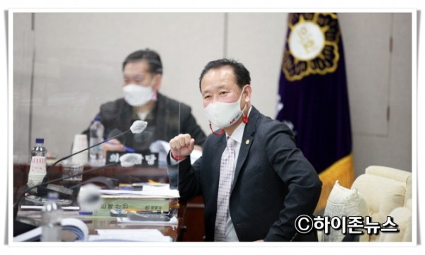 2121심창보 의원.jpg