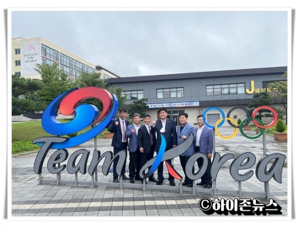 hitbtb2022.9.5._ 태백시, 국가대표 태백선수촌 다목적체육관 건립 업무 협의(2).jpg