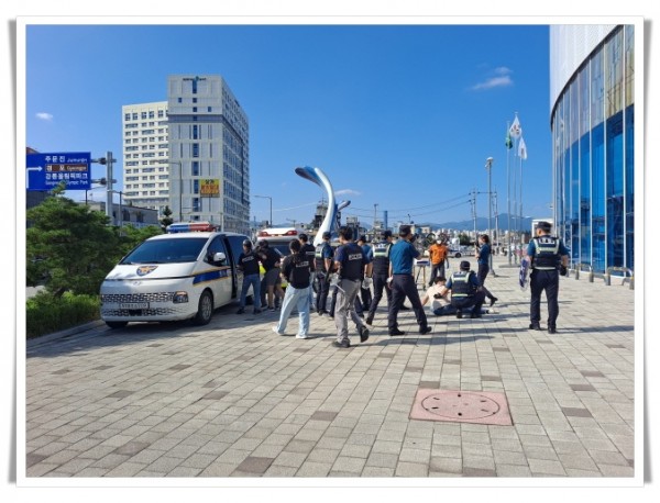 01hi다중밀집장소 강력범죄 합동 훈련 사진3.jpg